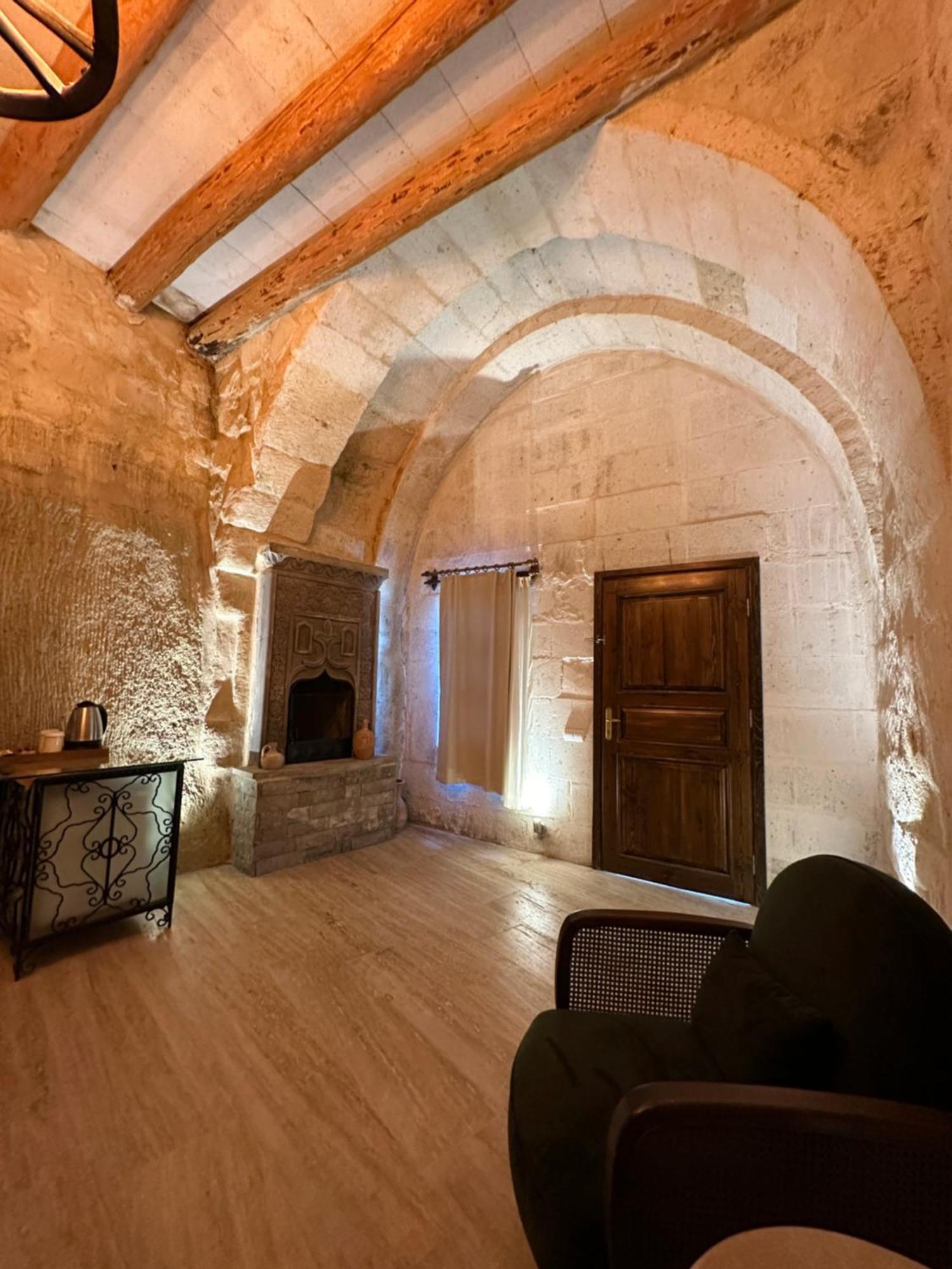 Ortahisar Cave Hotel Ngoại thất bức ảnh