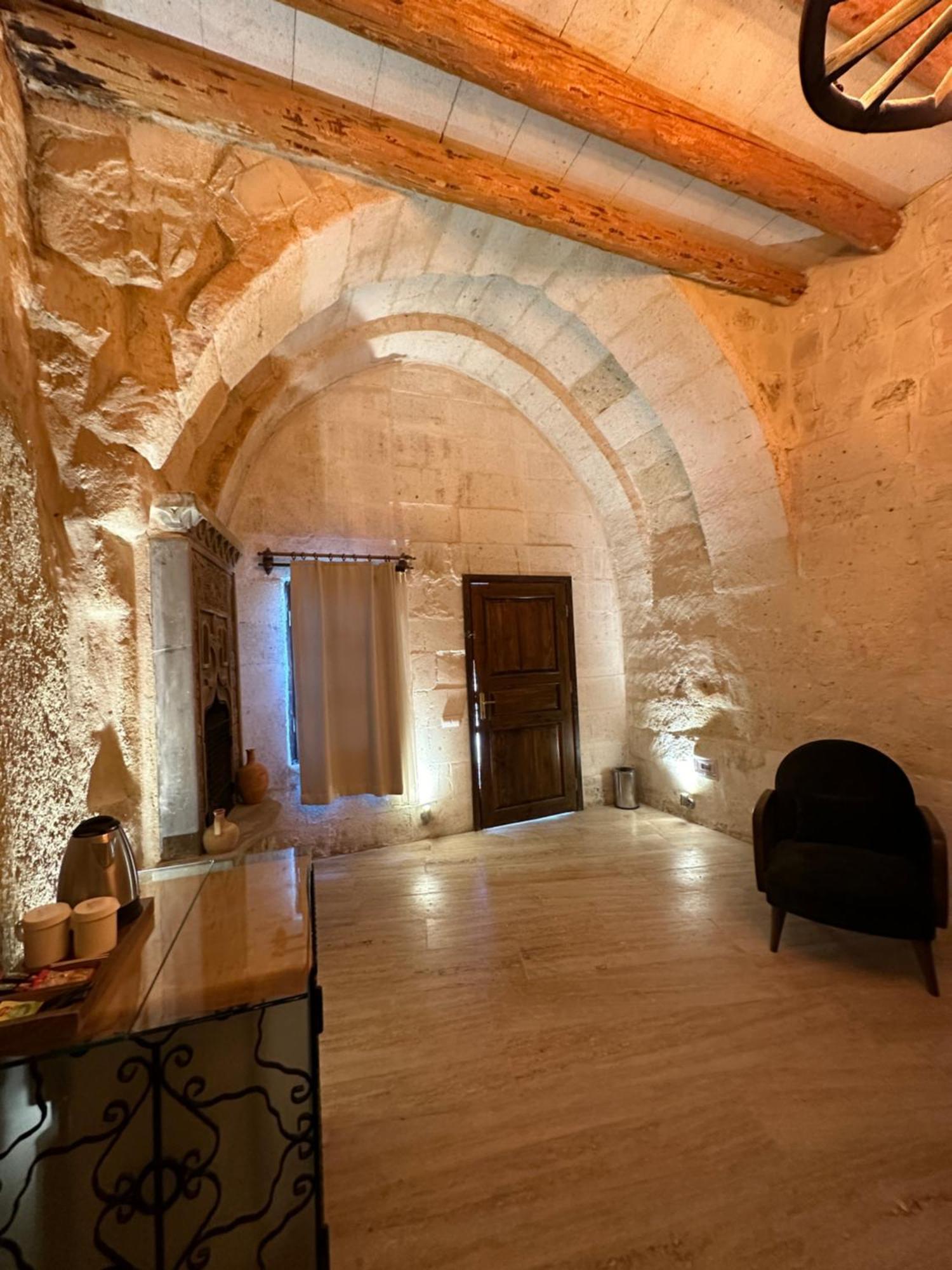 Ortahisar Cave Hotel Ngoại thất bức ảnh
